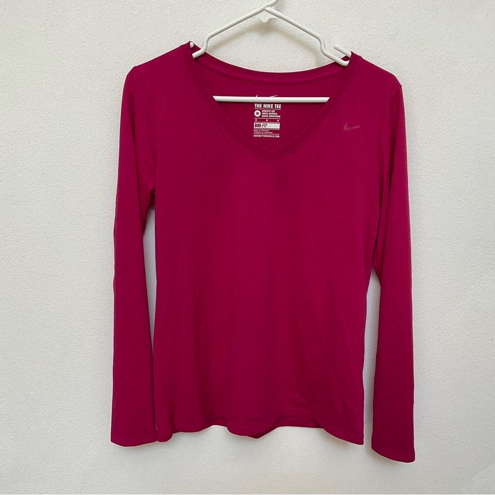 Nike Dri Fit Pink Long Sleeve Athletic Fit Top Size Medium Gym Running Workout